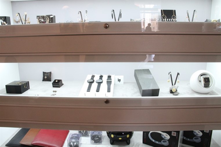 Sophie's Choice & Officina Slowear